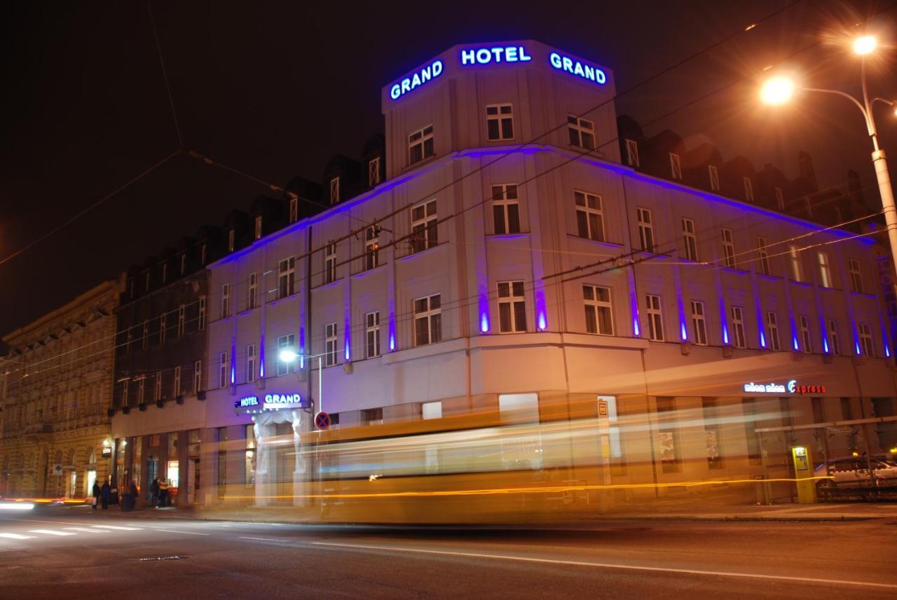 Hotel Grand Hradec Králové Zewnętrze zdjęcie
